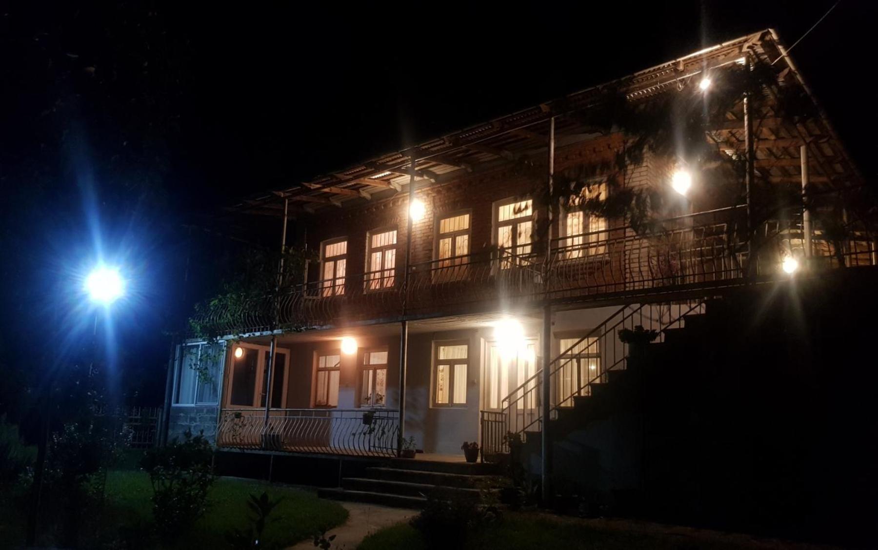 Tkhibuli Guest House Tqibuli Exterior foto